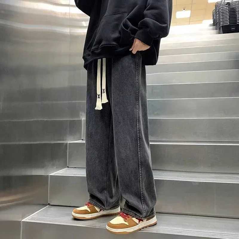 Men Casual Loose Jeans Male Streetwear Fashion Straight Wide Leg Denim Pants Elastic Waist Comfortable Solid Color Gray TrousersZ250917