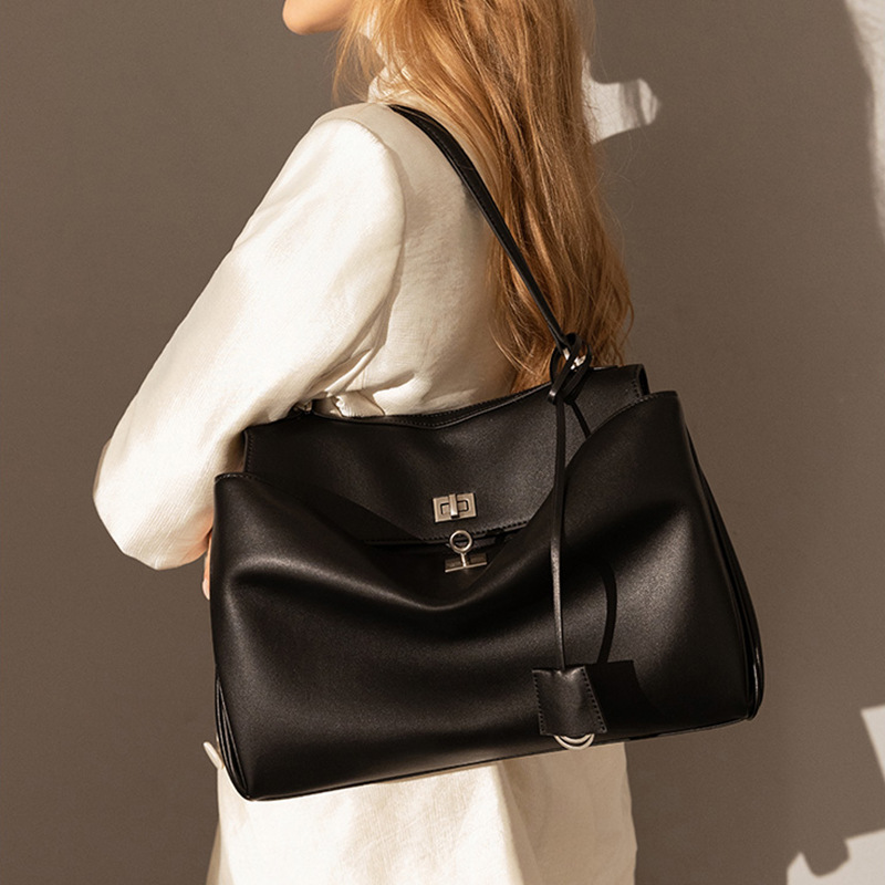 Womens suede leather retro handbag womens work large capacity shoulder splicing belt cross bag 240923