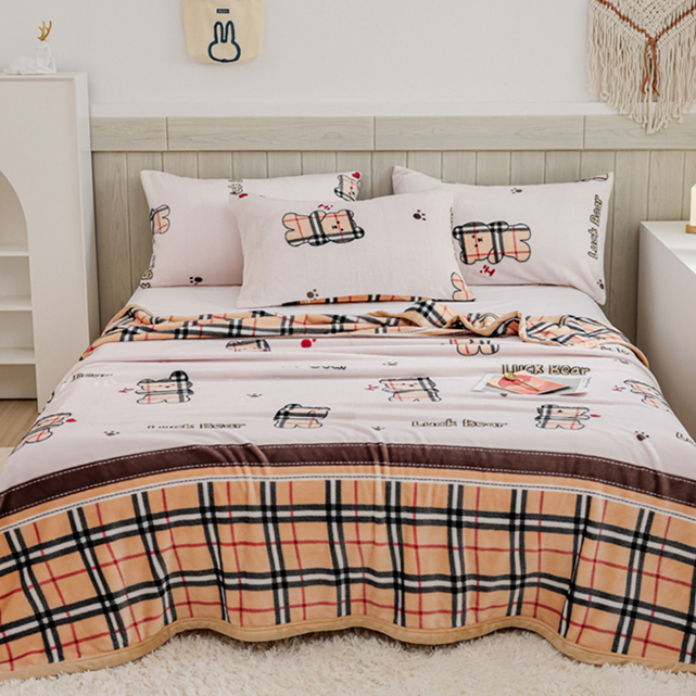 Luxury Designer Blanket Warm Lightweight Super Soft Blanket Office and Room Blanket Hand and Machine Washable for All Seasons