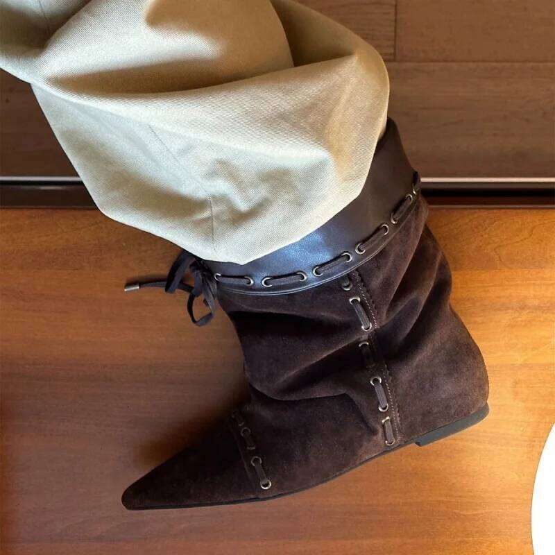 Wrinkle Style Women's Ankle Pointed Toe Flat Cross-tied Femme Short Winter New Retro Niche Lady Western Cowboy Boots