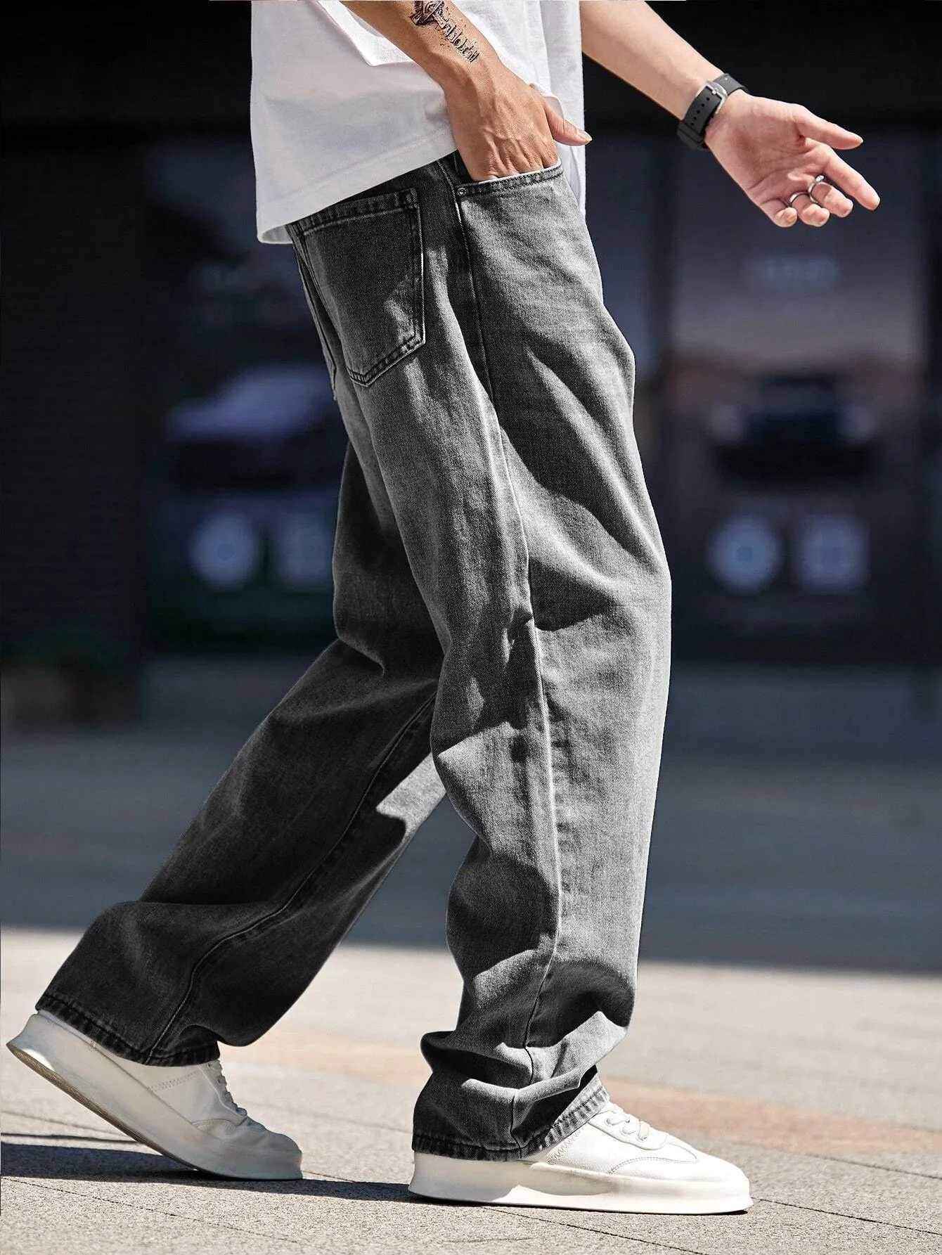 Mens straightleg tight grey jeans American street style hiphop design suitable for daily wearZ250917