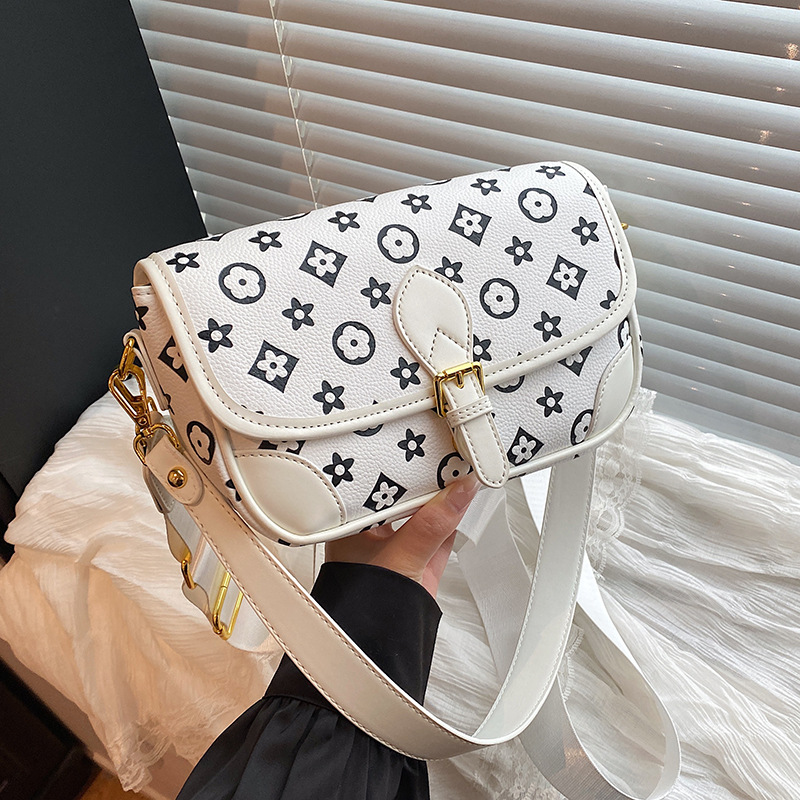 Designer Bag Women 2025 Autumn New Printed Texture fashionable shoulder bag Retro small square Bag Trendy and Stylish wide crossbody bag Free Shipping