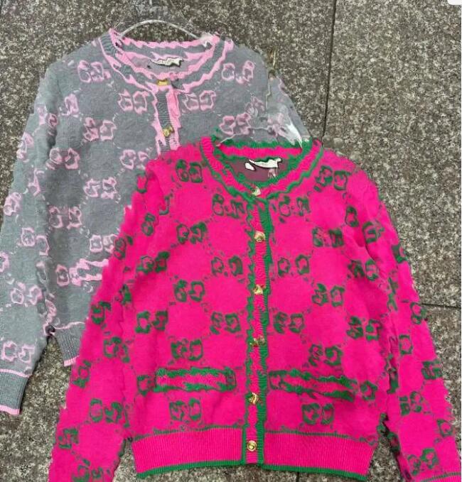 Women's sweater Luxury Brand Long Sleeves V-neck Cardigan Designer Sweaters For Women Knitwears Outfits Tops Coat Vintage Outerwears Clothing