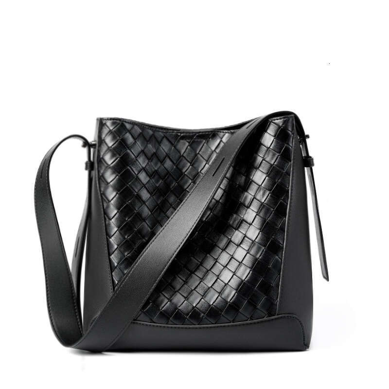 Cowhide Handwoven Tote New Commuter Large Capacity Fashion Single Shoulder Crossbody Women's Bag B3
