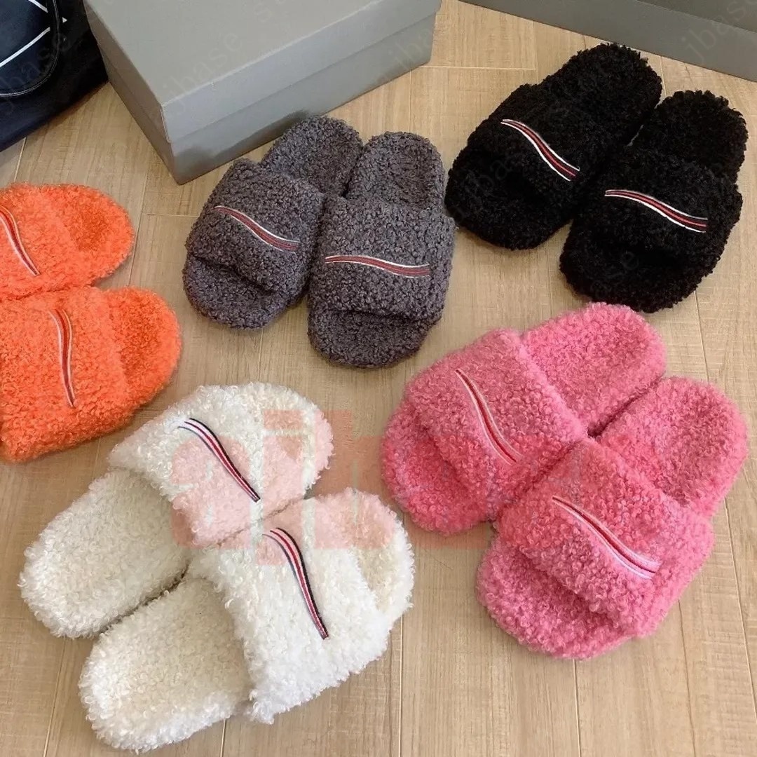 Luxury Fluffy Slides Paris Designer Furry Warm Slippers Mens Womens Ladies Wool Winter Warm Fur Letters Sandals Comfortable Fuzzy Flip Flop Slipper 35-45