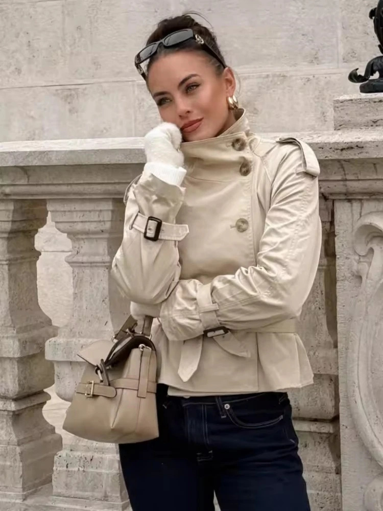 Autumn Khaki Double Breasted Shorts Trench Coat with Belt Elegant Stand Collar Loose Jacket Female Windbreaker Outwears 250917