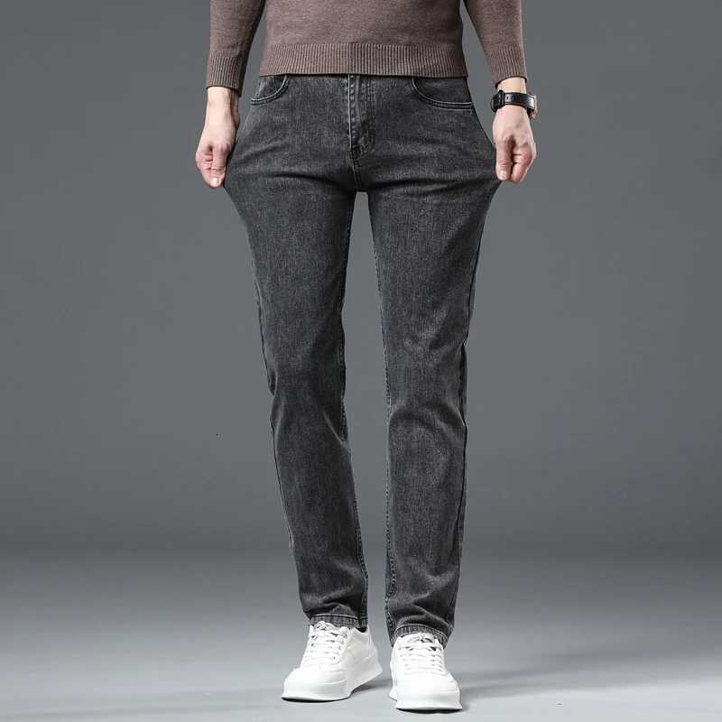 Black Gray Mens Classic Straight Stretch Jeans Autumn Business Casual Comfortable Regular Fit Denim Pants Male TrousersZ250917