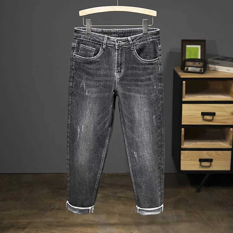2024 New Spring Autumn Mens NinePoint Pants Slim Jeans Fashion Casual Denim Trousers Smoke Gray Blue Gray Brand ClothingZ250917