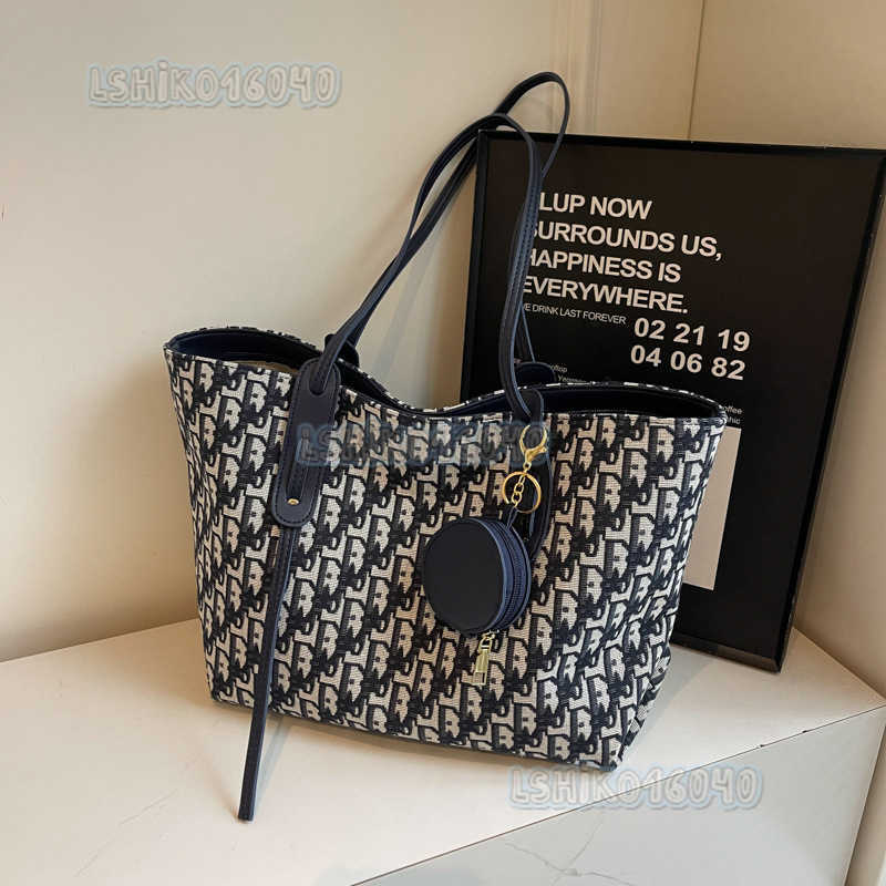 2024 New Large Capacity Letter Print Luxury Handbag Commuter Shoulder Tote Bag H250916