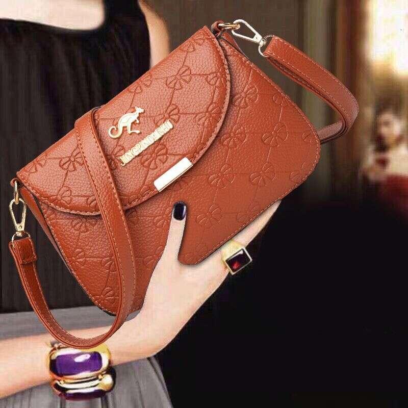 Best Selling Designer Bag Trendy PU Leather Crossbody Women Stylish Spacious Small Square Shoulder Bag With Multiple Pockets