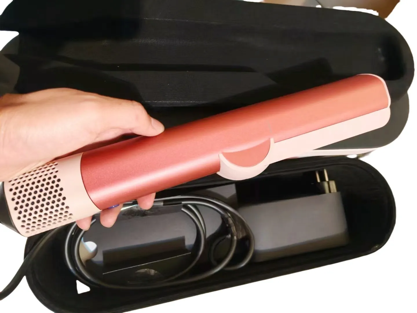 High quality HS01 HS05 high-speed high-power negative ion hollow motor salon specific constant temperature portable straightener