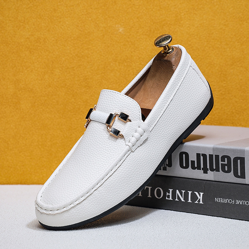 TOP Designer Men's Summer Loafers British Style Fashion Trendy Casual Versatile Soft Sole Slip-On Waterproof Shoes e0