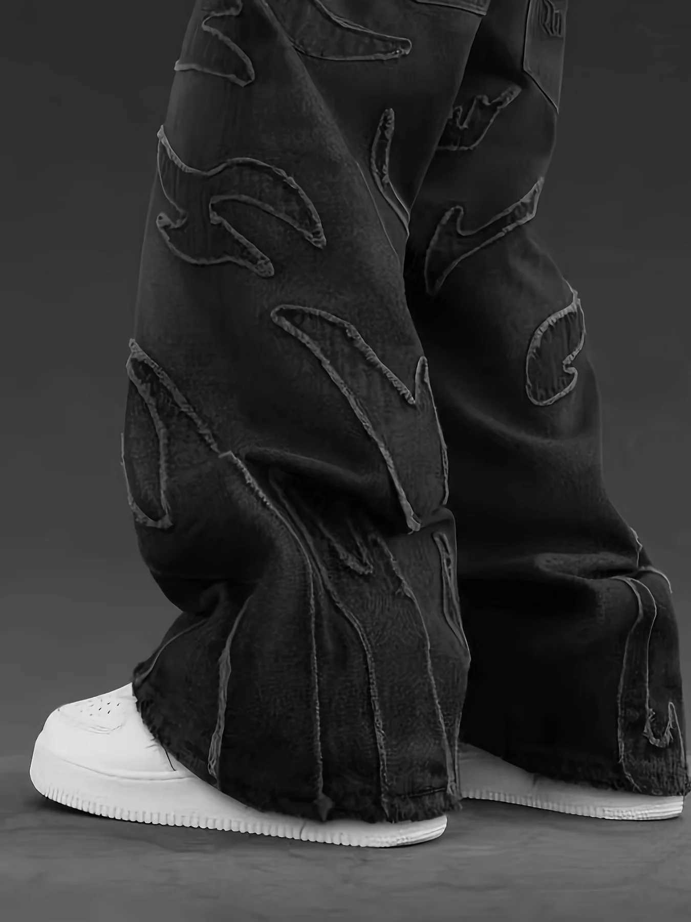 European and American Embroidered Street Graffiti WideLeg Jeans for Men Loose Flame VintageStyle Casual TrousersZ250917