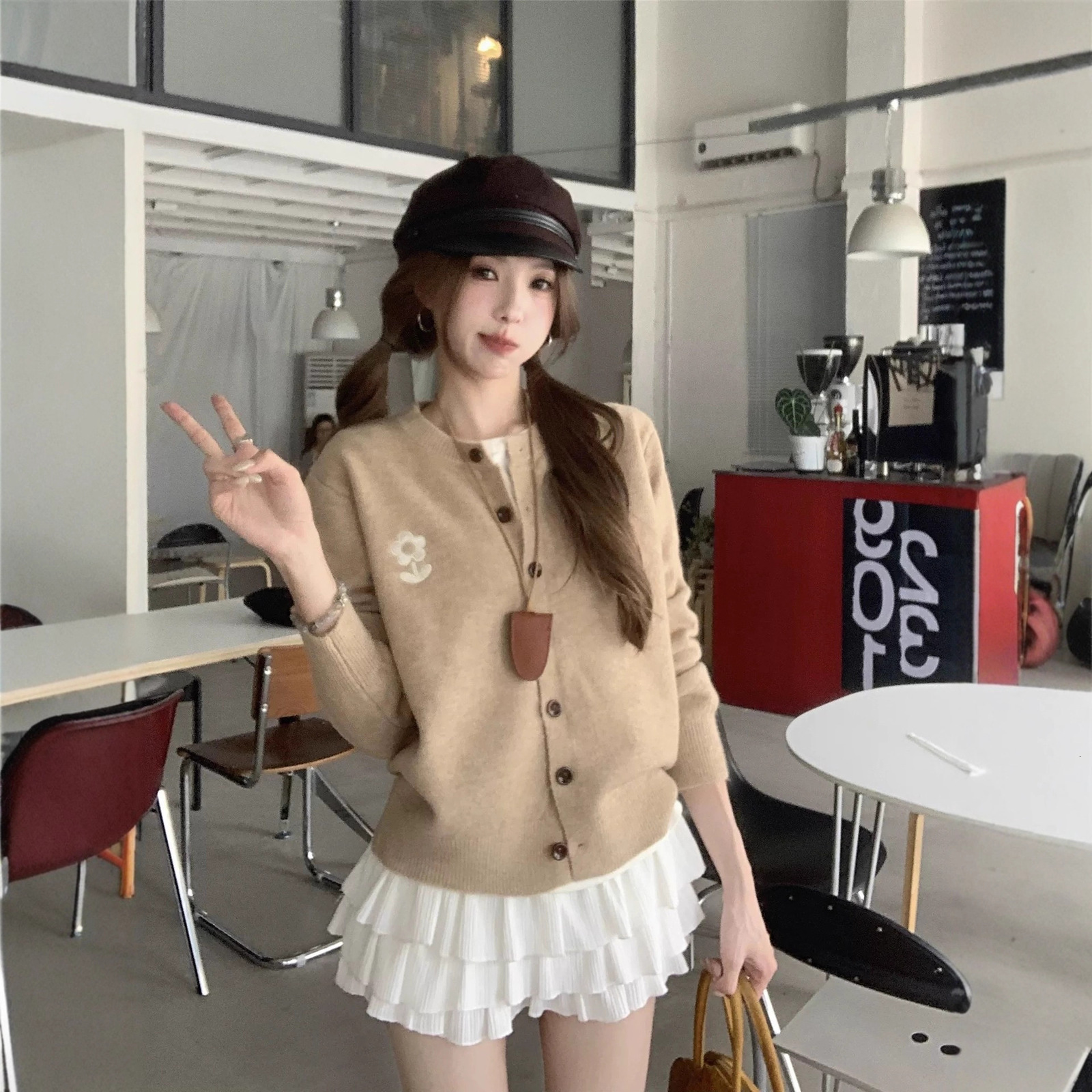 2025 Autumn Winter New Korean Style Fashion Simple Knitted Womens Small Flower Embroidery Soft Sweater Cardigan