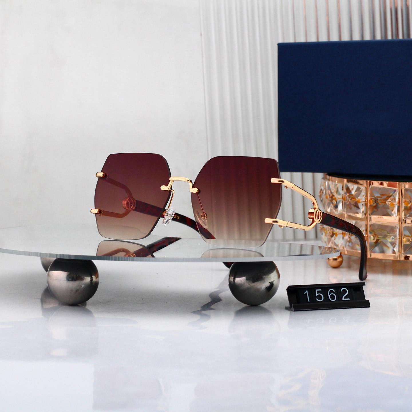 Luxury Rimless Designer Sunglasses Sunshade Fashion Womens Classic Style Glasses Frame Mens and Womens UV Resistant Oval Sunglasses Frame with box goods nice