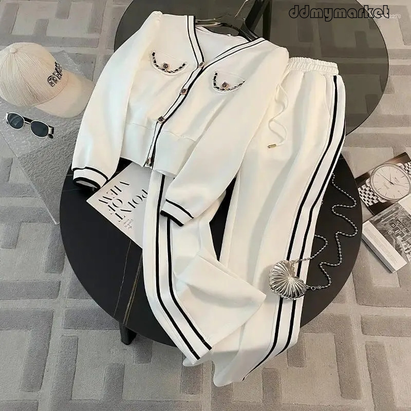Traccettaci Da Donna Spring E Autunno Di Alta Gamma Sports Casual Sports Western Top A Gamba A Gamba A V-Gamba A Gamba A Due Pezzi Setj Uicy Corture-image