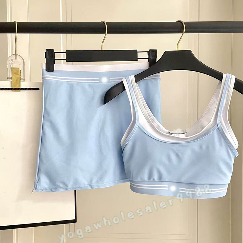 Designer Yoga Set 2 Piece Set Women Designer Anti Exposure Tennis Skirt Outfit Tennis Dress Training Sweatsuit Fake Two Piece Color Blocking Sports Vest Gym Suit