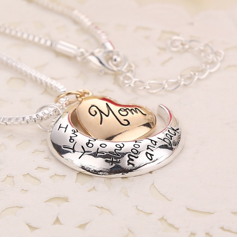 WHOLESALE Heart Pendant Necklace I Love You To The Moon and Back Mom Necklaces Mother's Day Gift Fashion Jewelry Family Member