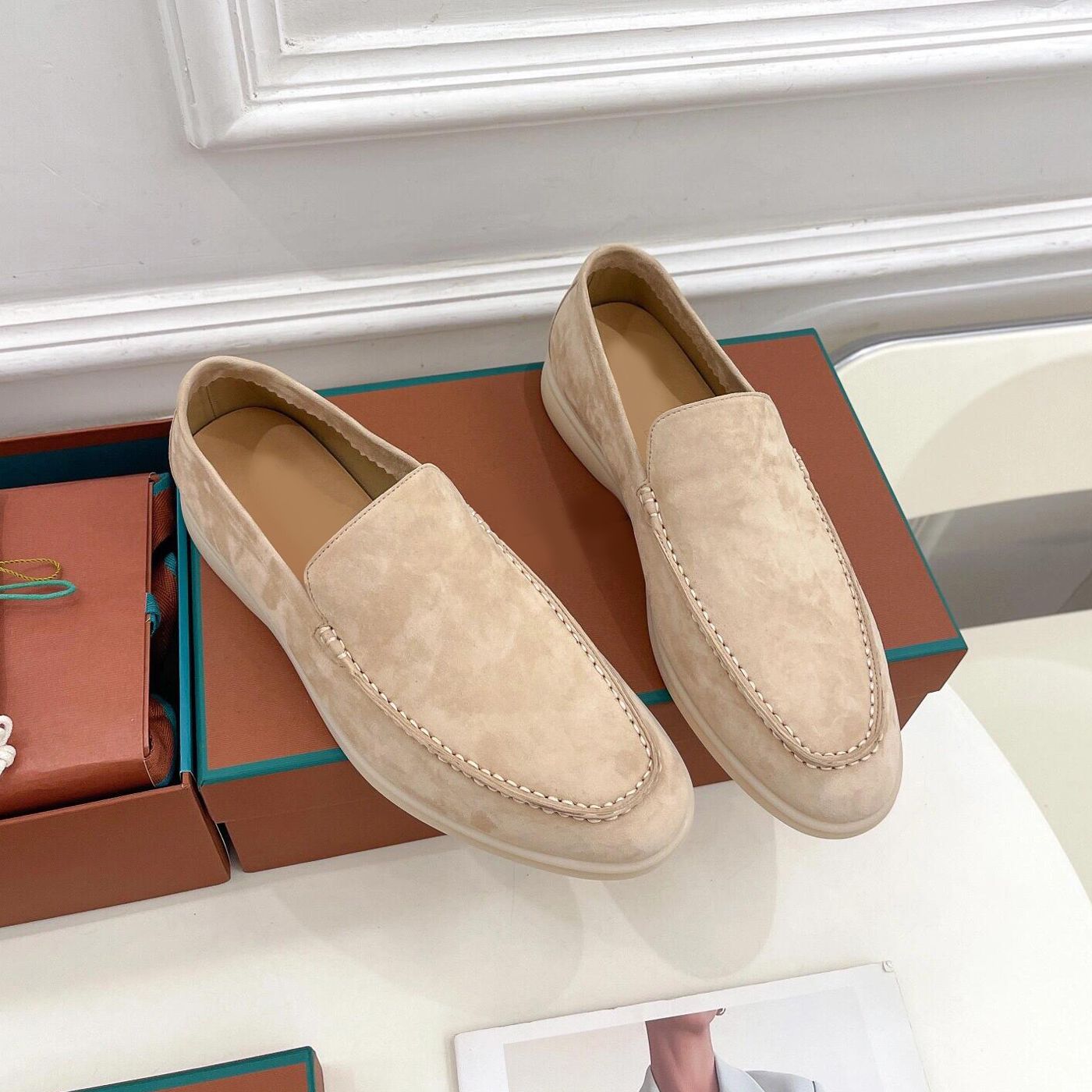Fashion Stylish Loafers Designer Shoes Women Slides Mens Unisex Dress Shoe Slippers Soft Soles Casual Business Flat Leather Suede