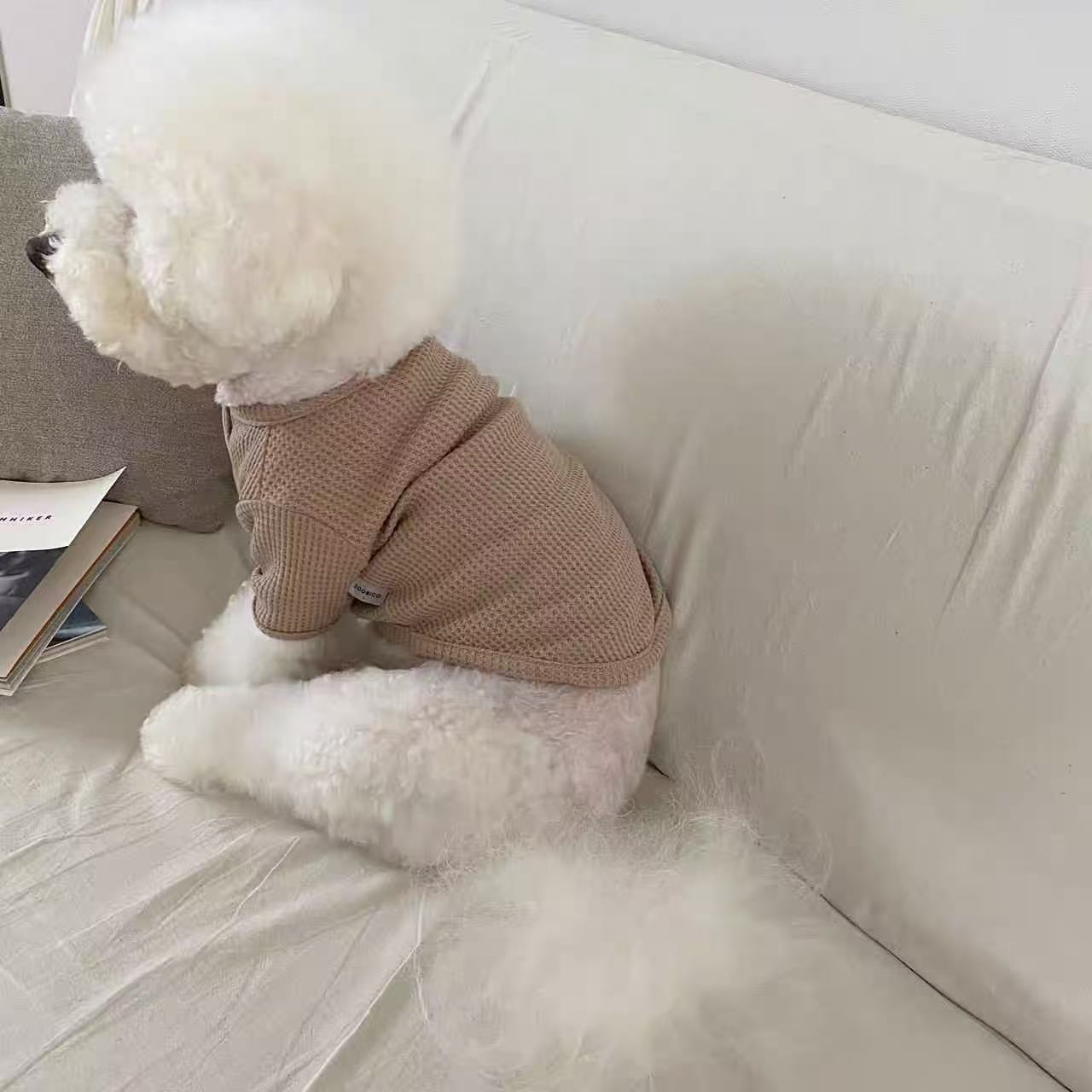 T1240 Dog Spring, Summer, Autumn and Winter Thin Vest Bear Head Yorkshire Terrier Bichon Maltese Teddy Pomeranian Small Dog Clothes