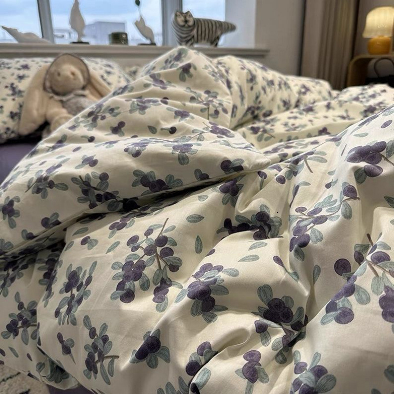 Three-Piece Duvet Cover Japanese Style Boys Black and White Striped Bedding Four-Piece Set Bed Sheet Student Dormitory W260302