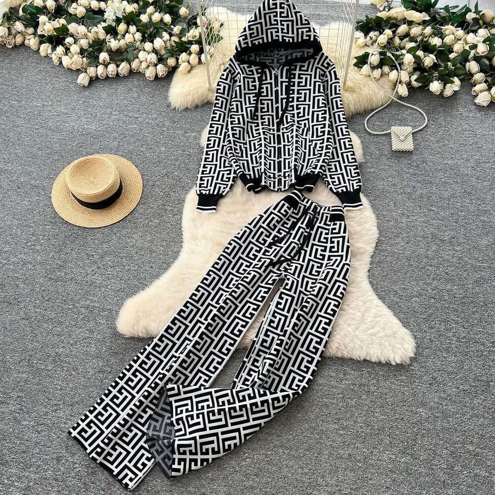 Luxury Design Winter Knitted Two Pieces Suits Women Thick Warm Zipper Hooded+Wide Legs Pants Fashion Geometric Print Sweater Sets High-end