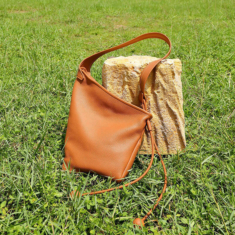 Autumn New Lazy Niche Asymmetric Design Minimalist Knot Baguette Single Shoulder Crossbody Women's Bag B3