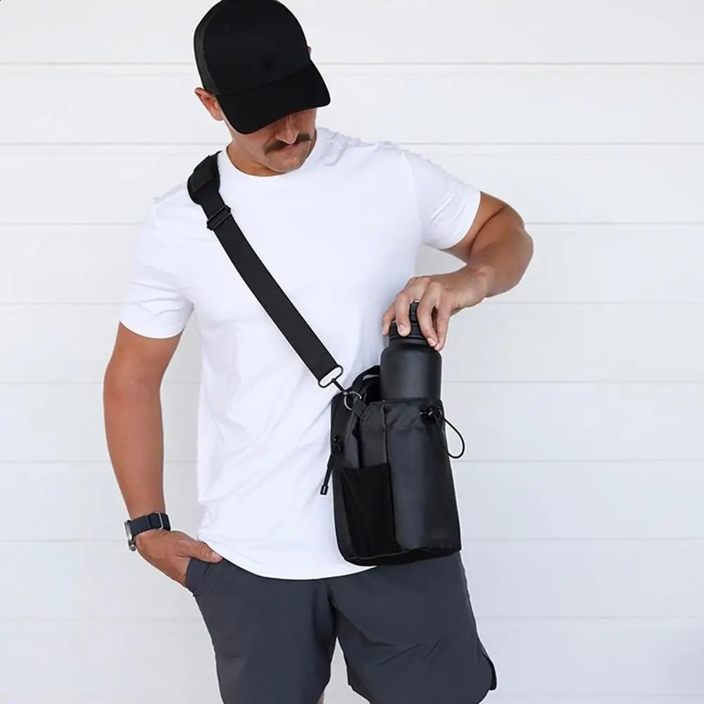 Large Capacity Magnetic Water Bottle Bag MultiPocket Portable Gym Specific Water Cup Holder Crossbody Magnet Gym Bag 250916