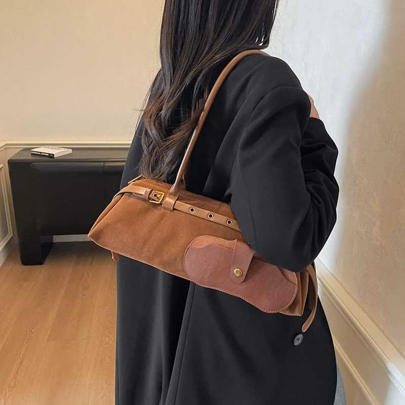 LEFTSIDE Wen Faux Suede Shoder Bag 2025 Winter Soft Underarm Bag Luxury Designer New Trend Fem Handbags and Purses Y250917