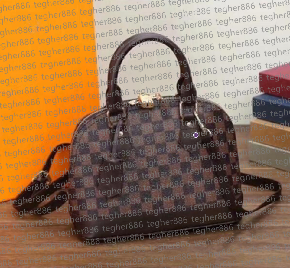 Top Quality Almas Fashion Women Shoulder Bags Luxury Pochette Chain Messenger Bag Leather Handbags Designers Shell Wallet Purse Ladies Cosmetic Crossbody Tote a1