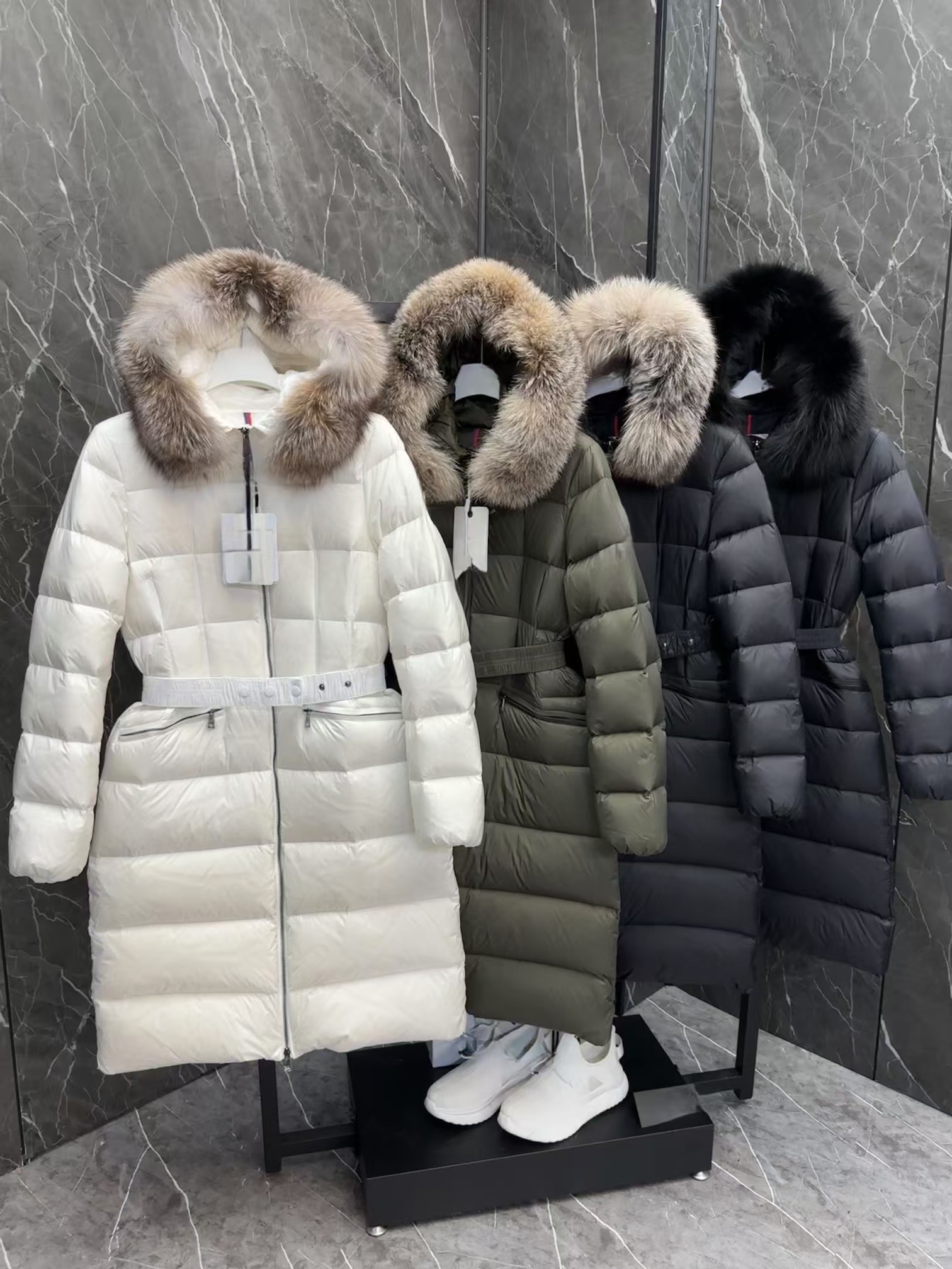Womens designer luxury jacket winter down jackets fur coats real raccoon hair collar warm fashion black White parkas with belt lady coat pocket outerwear Long coat