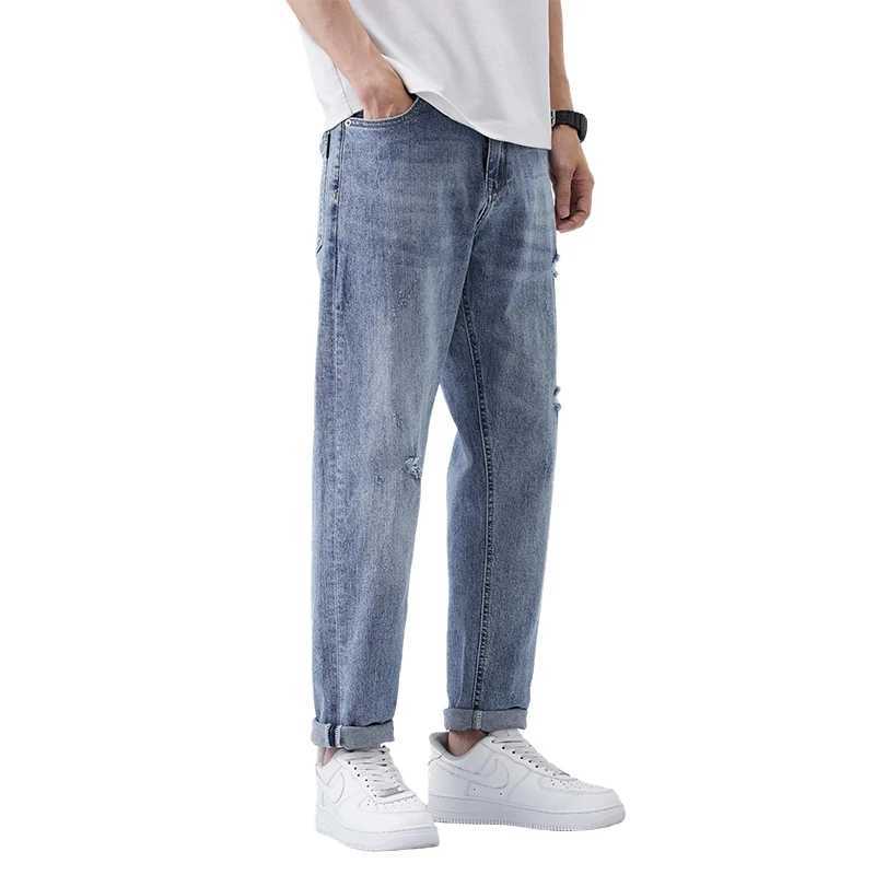 Lightwashed Loose Fit Mens Straight Leg Casual Ninepoint Jeans with Tapered Ripped Long Pants Stretchy SummerZ250917