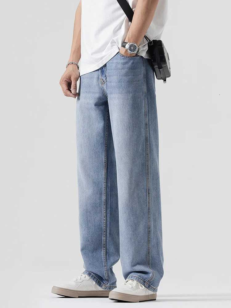 Korean Fashion Mens Casual Baggy Jeans Comfortable Straight Denim Wide Pants Male Solid Color Trousers StreetwearZ250917