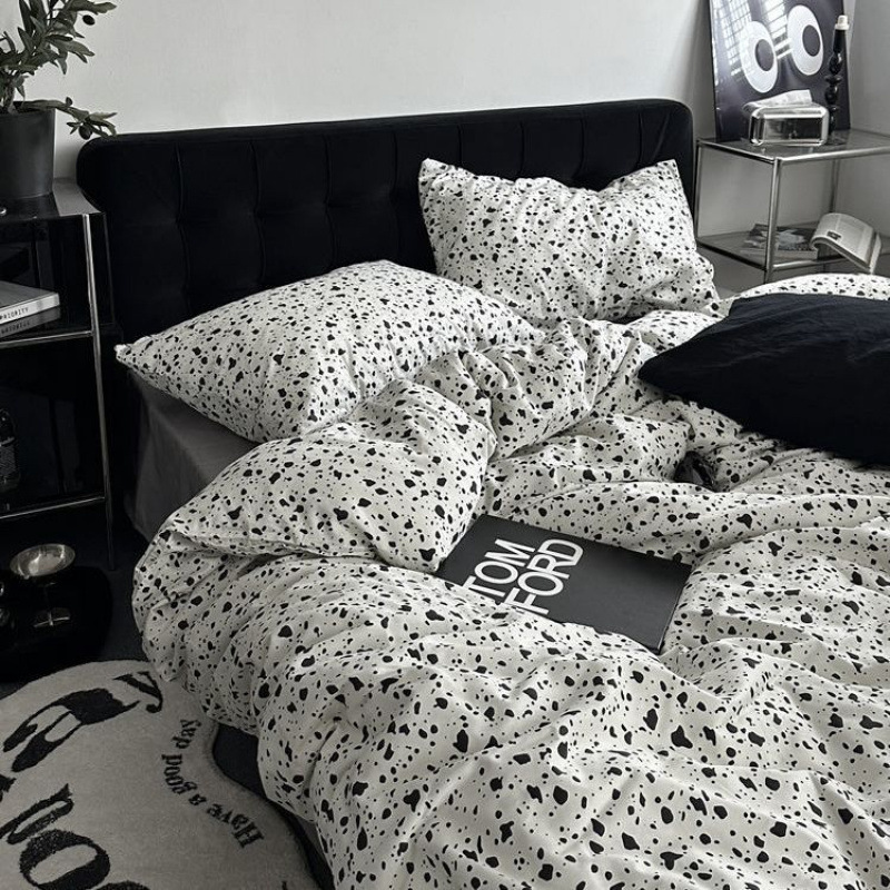 Three-Piece Duvet Cover Japanese Style Boys Black and White Striped Bedding Four-Piece Set Bed Sheet Student Dormitory W260302