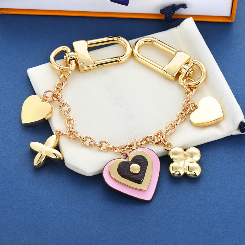 Luxury Keychain donkey house hotselling series fashion metal bag pendant old flower keychain car ring key buckle Ornament Pendant Accessories Chains