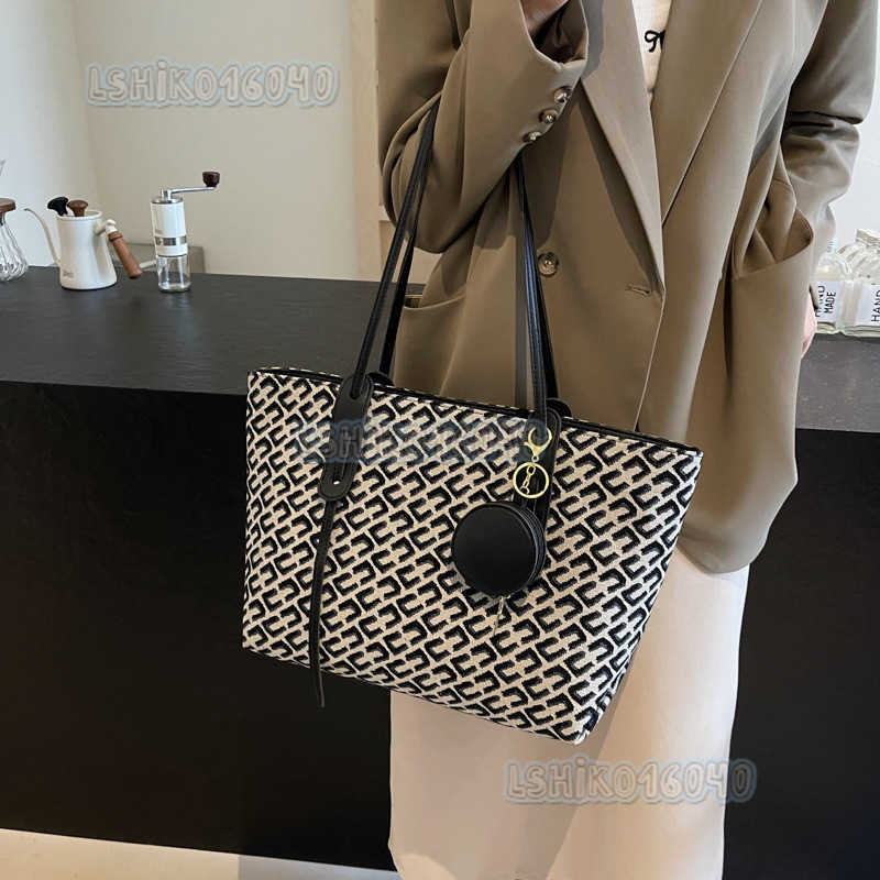 2024 New Large Capacity Letter Print Luxury Handbag Commuter Shoulder Tote Bag H250916