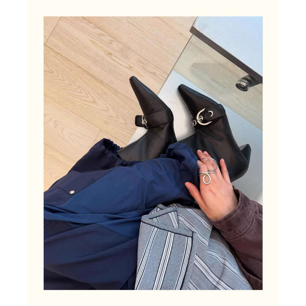 Cowhide Chelsea Ankle Boots Pointed Toe Belt Short for Designer Shoe Women Genuine Leather Buckle Low Heel Wide