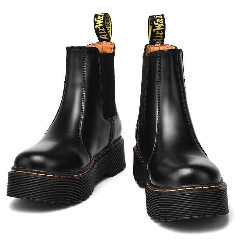 Women Classic Retro Genuine Leather Chelsea Boots Female Fashion Ankle Boot Casual British Style Short Boot HighTop ShoesXJ250917