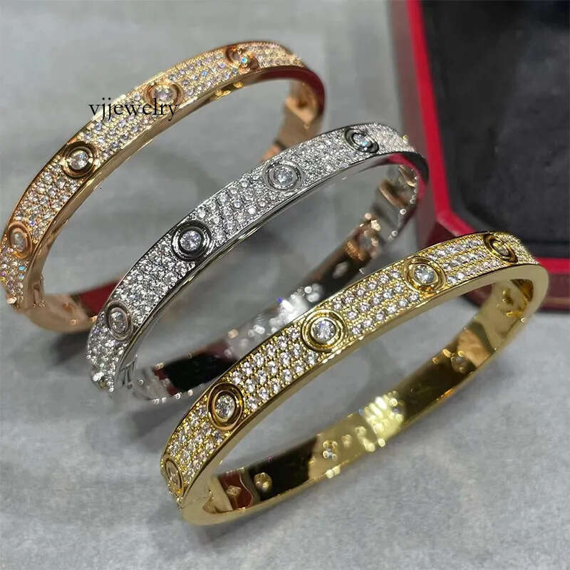 Designer Three Rows Dia Love Bracelet without screwdriver Large Gem High Quality Bracelet Jewelry for Wedding Birthday Gift Luxury Bracelet