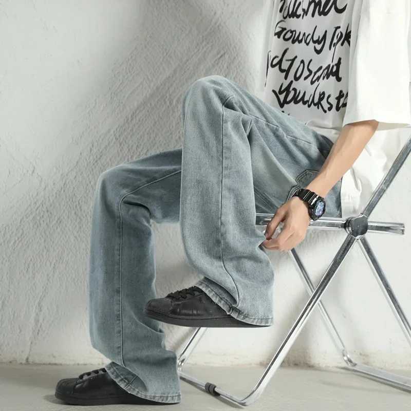 Men Vintage Warm Plush Straight Leg Denim Pants Male Loosefit Daily Trendy Cool Style Jeans Thicken Thermal Streetwear TrousersZ250917