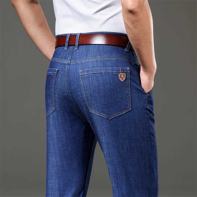 Summer Spring Mens Classic Relaxed Fit Flex Jean 2023 New Men High Waist Business Casual Classic Black Blue Denim TrousersZ250917