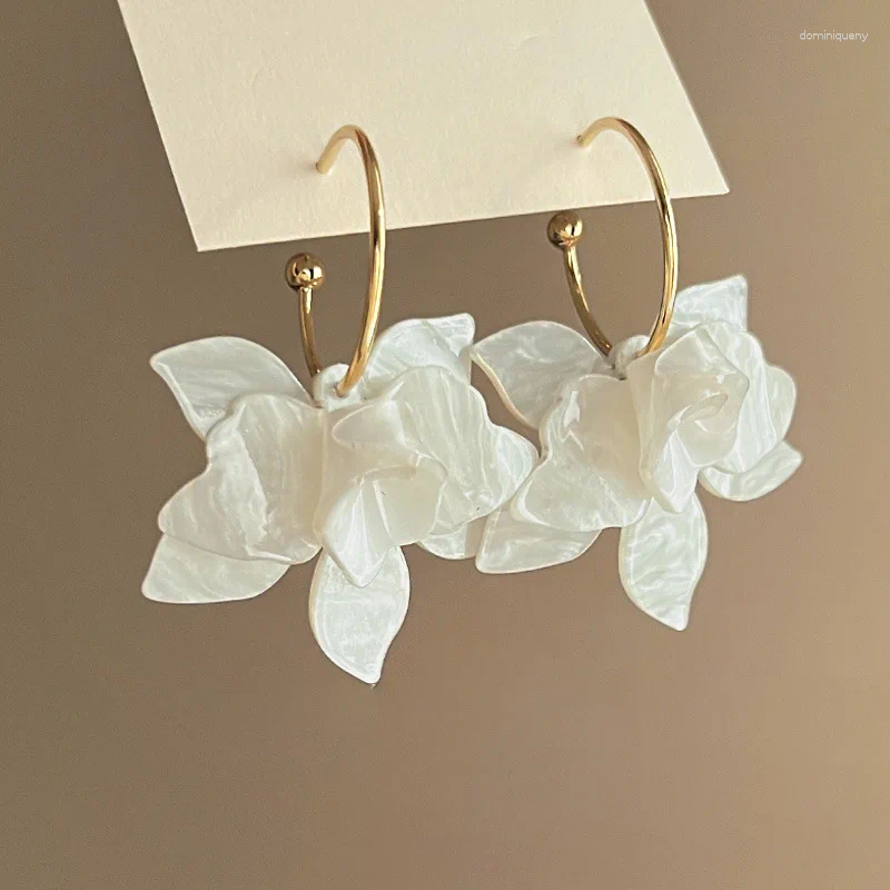 Dangle Earrings 2025 Trendy White Brown Resin Flower Drop For Women Fashion Cute Sweet Gardenia Earings Statement Jewelry