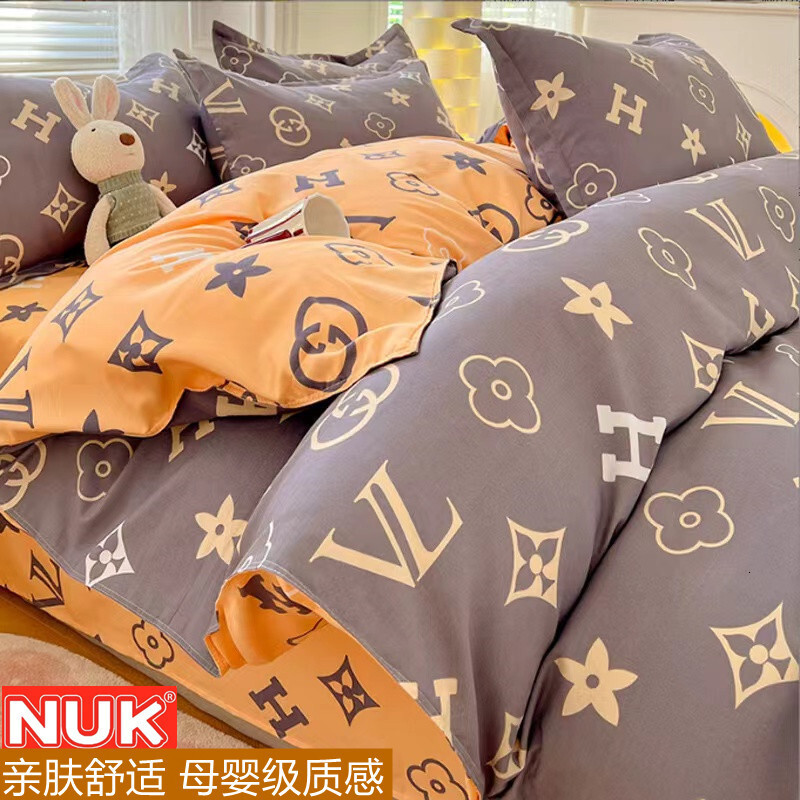 Autumn Winter Thickened Pure Brushed Bedding Skin-Friendly Twill Cotton Dormitory Three-Piece Set Bed Sheet Duvet Cover