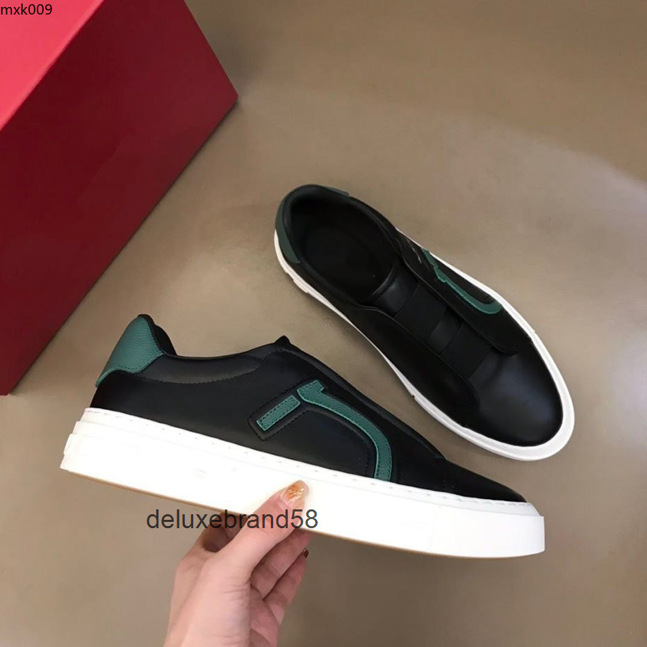casual luxury s 2023 party fashion trainers men leather designer mens shoes sports 5 sneaker colors shoe fast comfortabl ferragamoshoes ferragamos ferragamao WUII