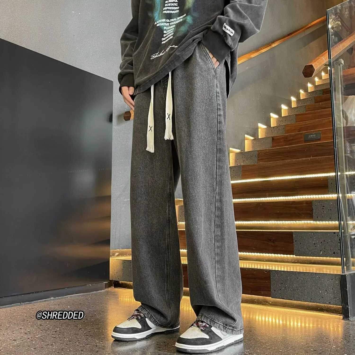 Men Fashion Korean Version Student Casual Jeans Men High Street Straight Leg Pants elastic waistband Vintage Wide Leg TrousersZ250917