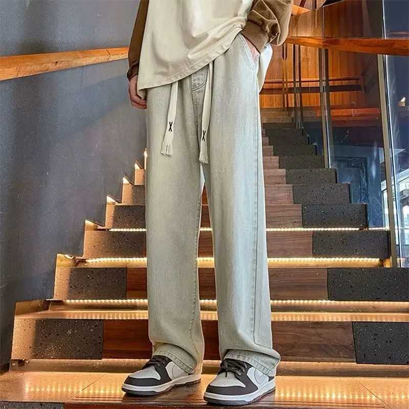 Men Fashion Korean Version Student Casual Jeans Men High Street Straight Leg Pants elastic waistband Vintage Wide Leg TrousersZ250917