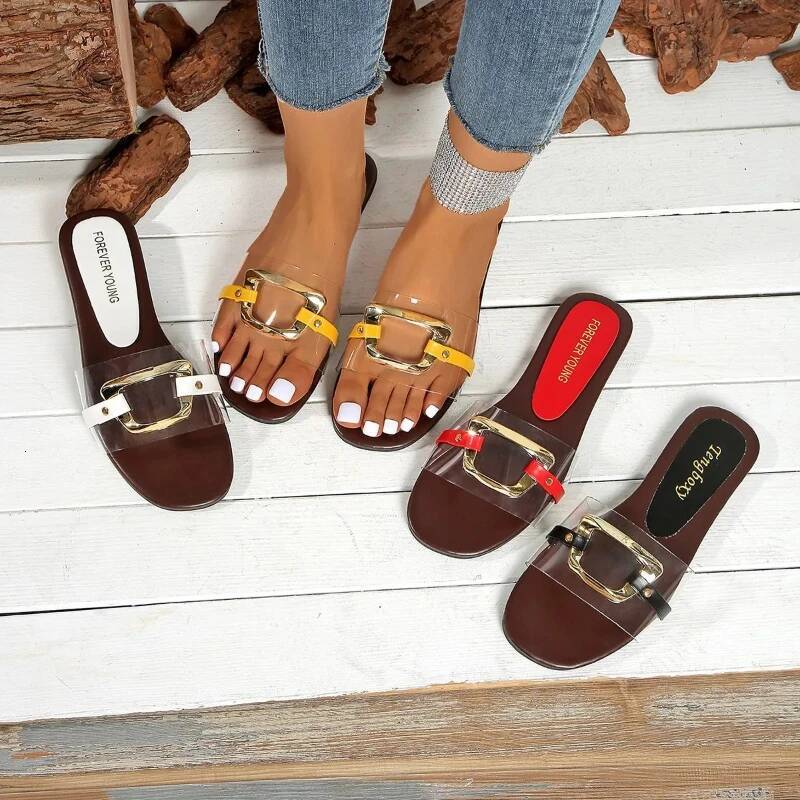 Summer New Fashionable Women's Breathable Shoes and Slippers Summer New Flat Belt Metal Sandals Light Luxury Style Women's Sandals Designer 