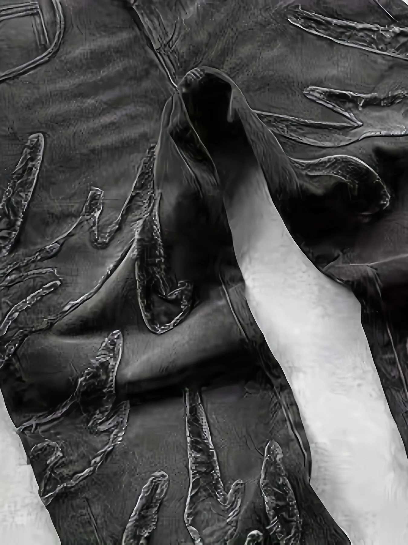 European and American Embroidered Street Graffiti WideLeg Jeans for Men Loose Flame VintageStyle Casual TrousersZ250917