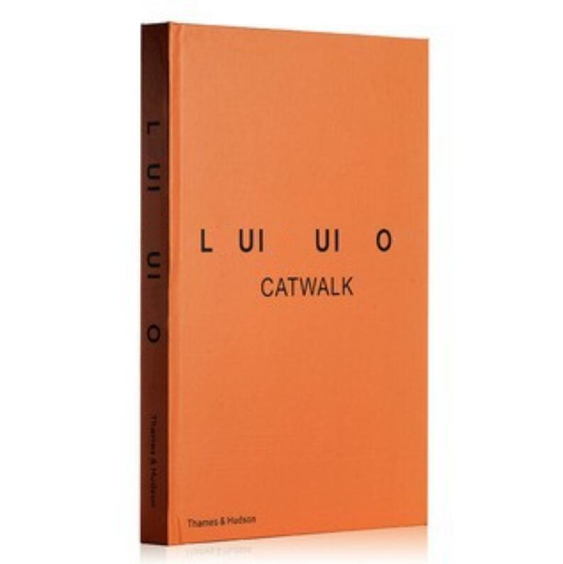 18 style Designer fashion Classic Letter Home Decoration Book European and American Simple Folding Decoration Living Room and Study Real Book Model