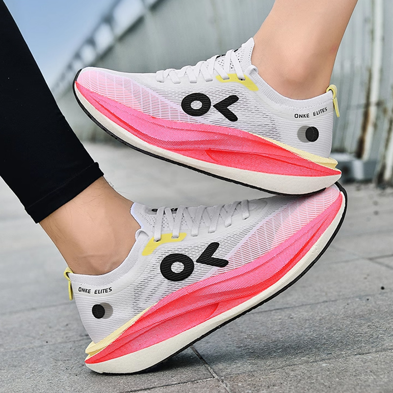 ONKE Women's Lightweight Breathable Carbon Plate Men's Ultra-light Anti-slip Wear-resistant Cushioning Couple Running Sports Shoes GM86